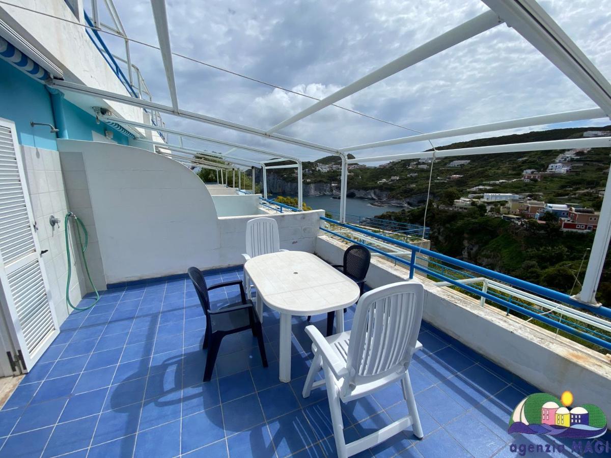 Magi - Appartamenti Maga Circe Ponza Exterior photo
