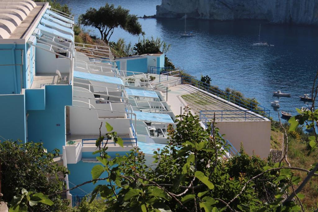 Magi - Appartamenti Maga Circe Ponza Exterior photo