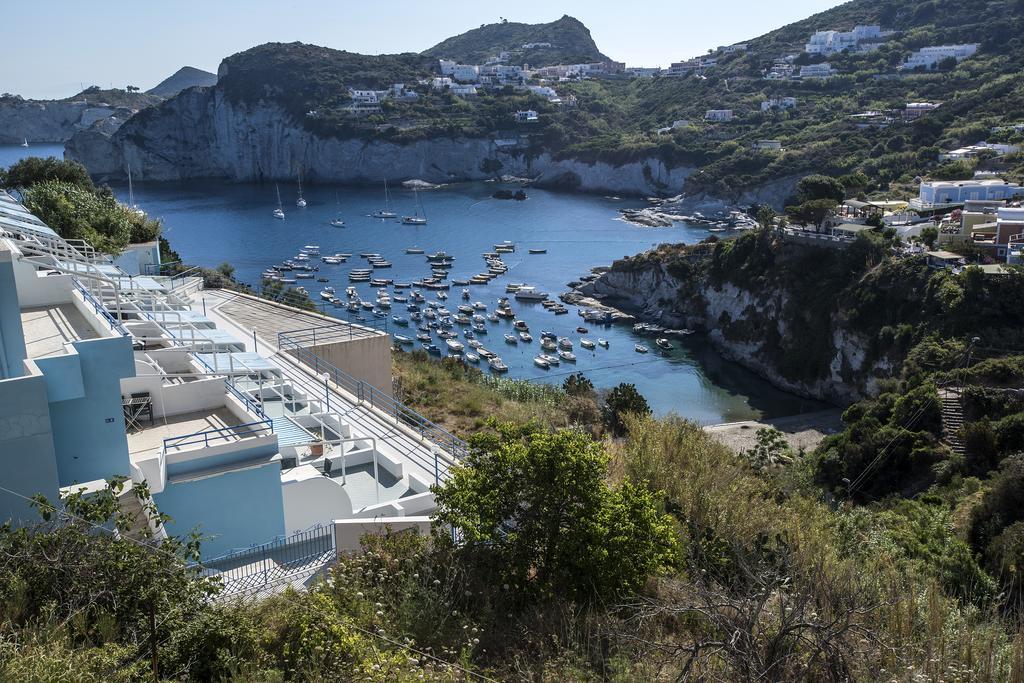 Magi - Appartamenti Maga Circe Ponza Exterior photo