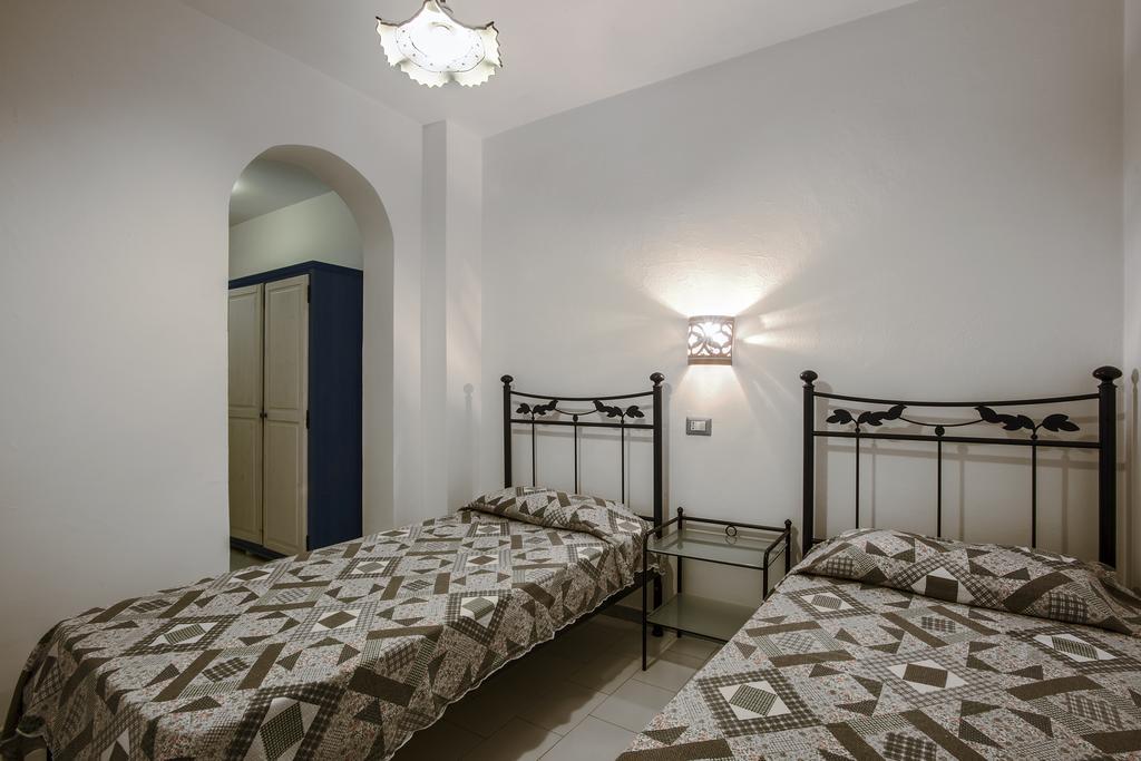 Magi - Appartamenti Maga Circe Ponza Exterior photo